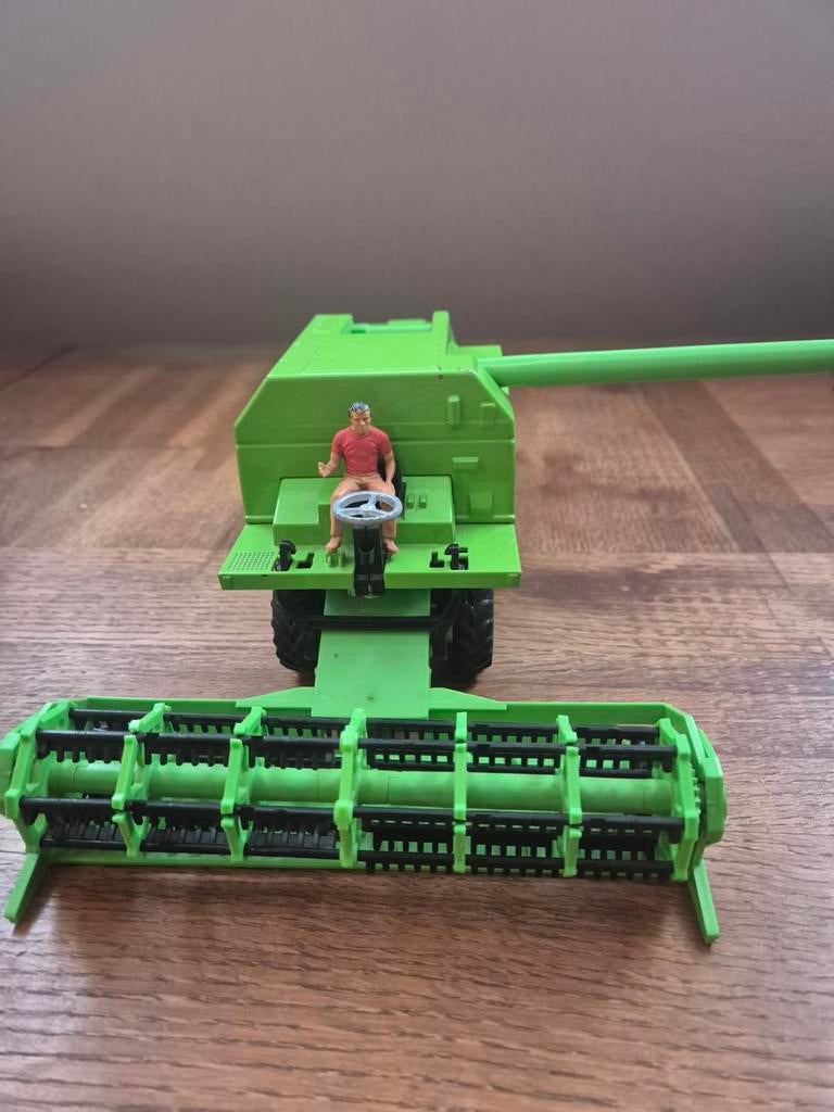 Siku combine of graandorser., Ophalen of Verzenden, Gebruikt, Groter dan 1:32, Overige merken