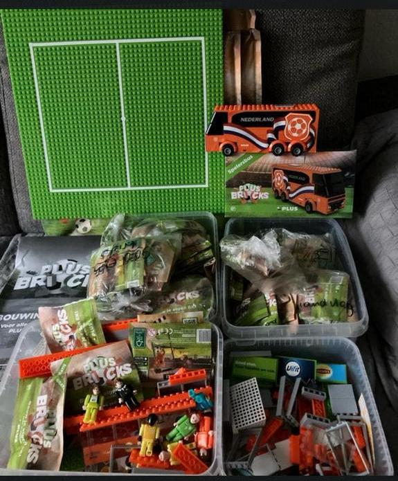 Voetbal Bricks (plus), Ophalen of Verzenden, Zo goed als nieuw