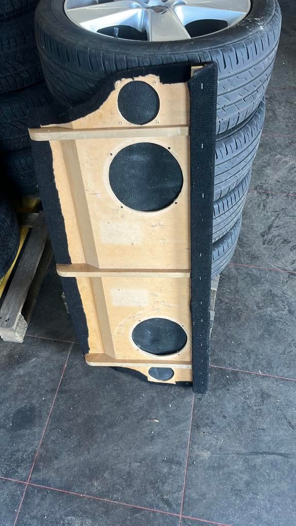 Speakerplank /hoedenplank, Ophalen, Zo goed als nieuw