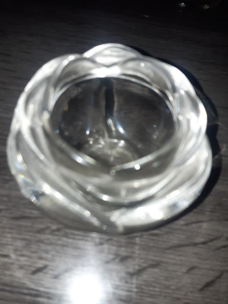 Glazen roosvormige asbak, Antiek en Kunst, Antiek | Glas en Kristal, Ophalen of Verzenden