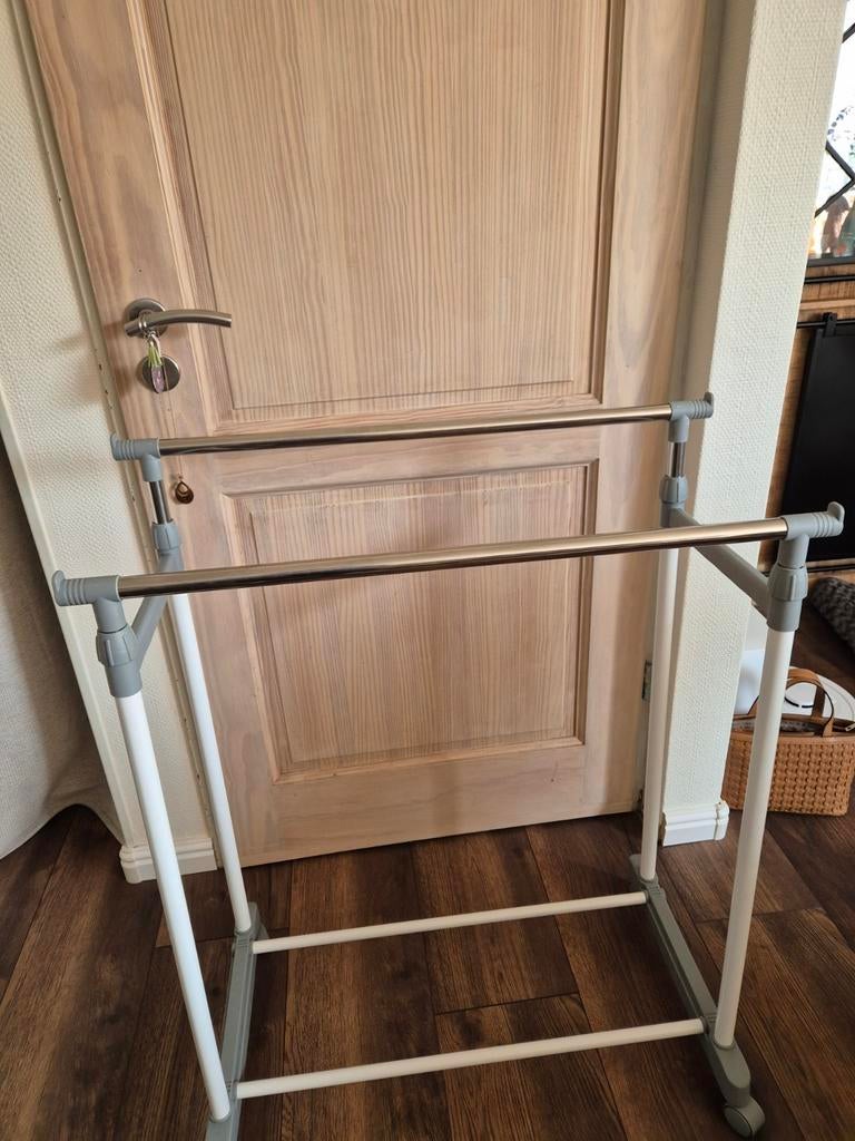 Verrijdbaar kledingrek, Ophalen, Nieuw