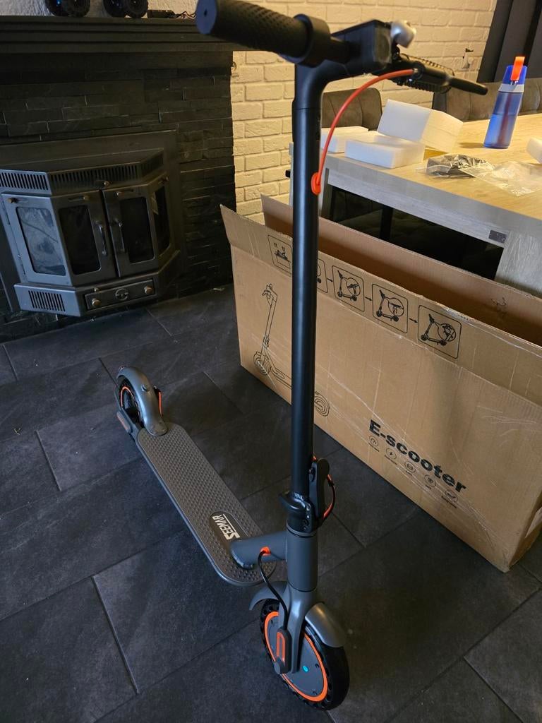 Nieuwe Elektrische Step, Ophalen