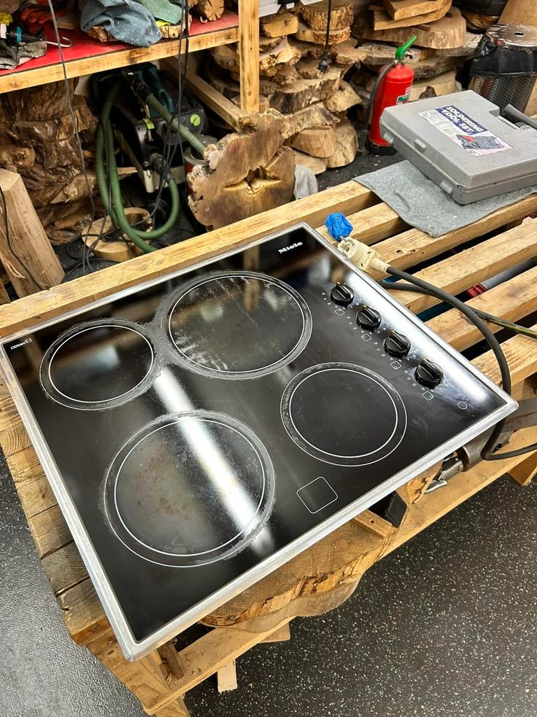 Miele kookplaat, Witgoed en Apparatuur, Kookplaten, Zo goed als nieuw, Inbouw, Gas, 4 kookzones