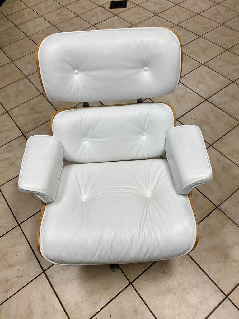 Nette Charles Eames Vitra Lounge Chair replica, Huis en Inrichting, Fauteuils, Ophalen, Zo goed als nieuw, Hout