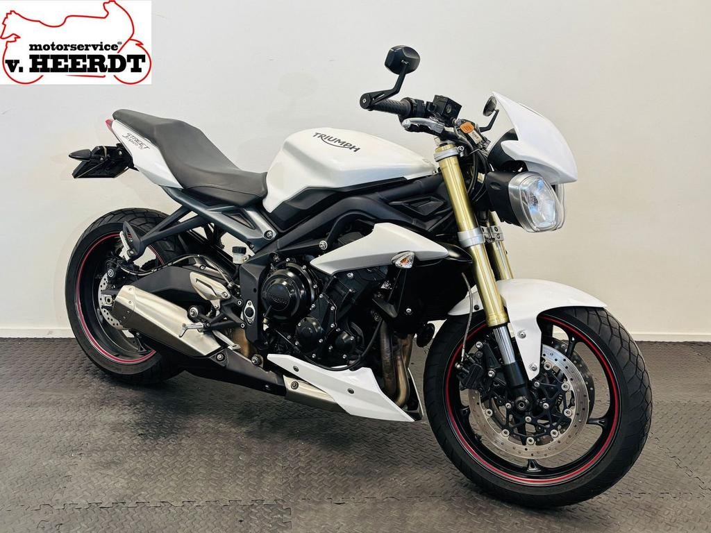 TRIUMPH STREET TRIPLE (bj 2016) 20,396 km