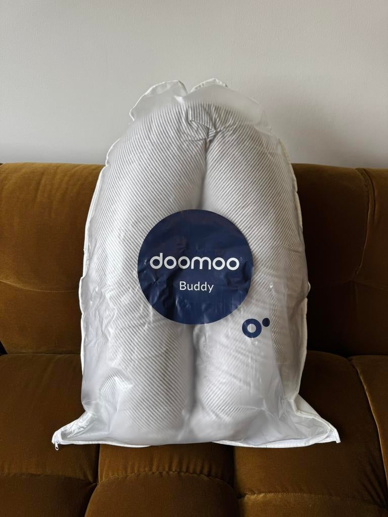 Doomoo zwangerschapskussen incl. cover, Kinderen en Baby's, Babyvoeding en Toebehoren, Ophalen, Gebruikt, Voedingskussen