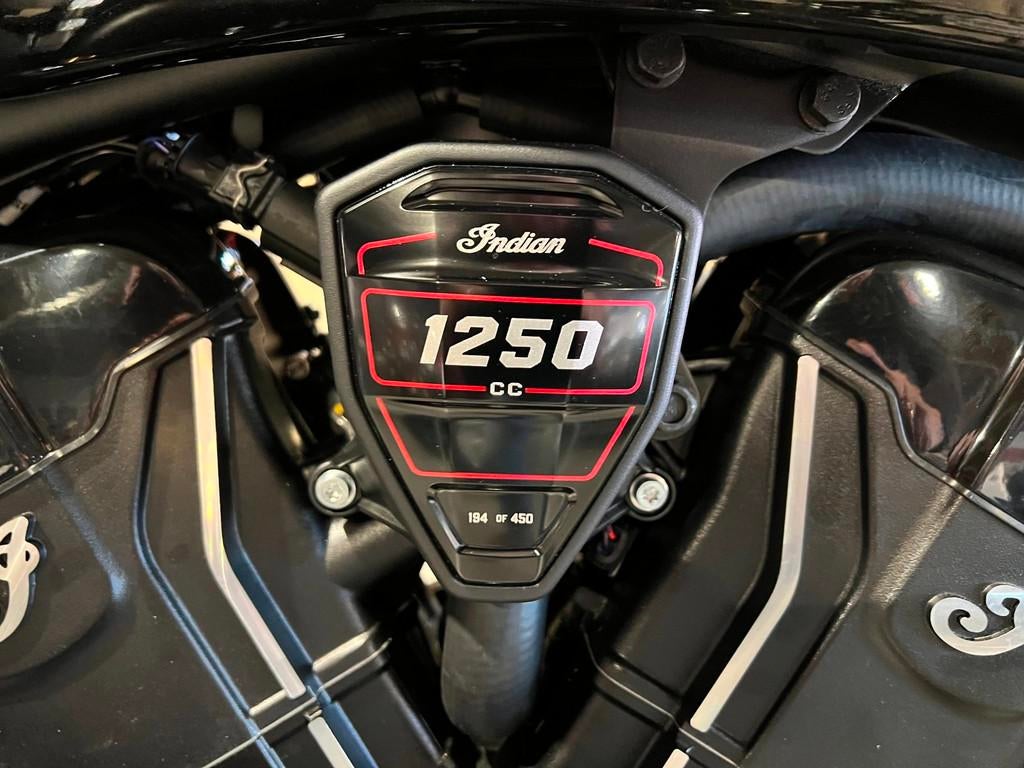 Indian Chopper Scout BOBBER 1250 LTD+TECH ANNIVERSARY nr.194, Motoren, Motoren | Overige merken, Traction Control, Curieweg 6a
2408 BZ  Alphen aan den Rijn, NL