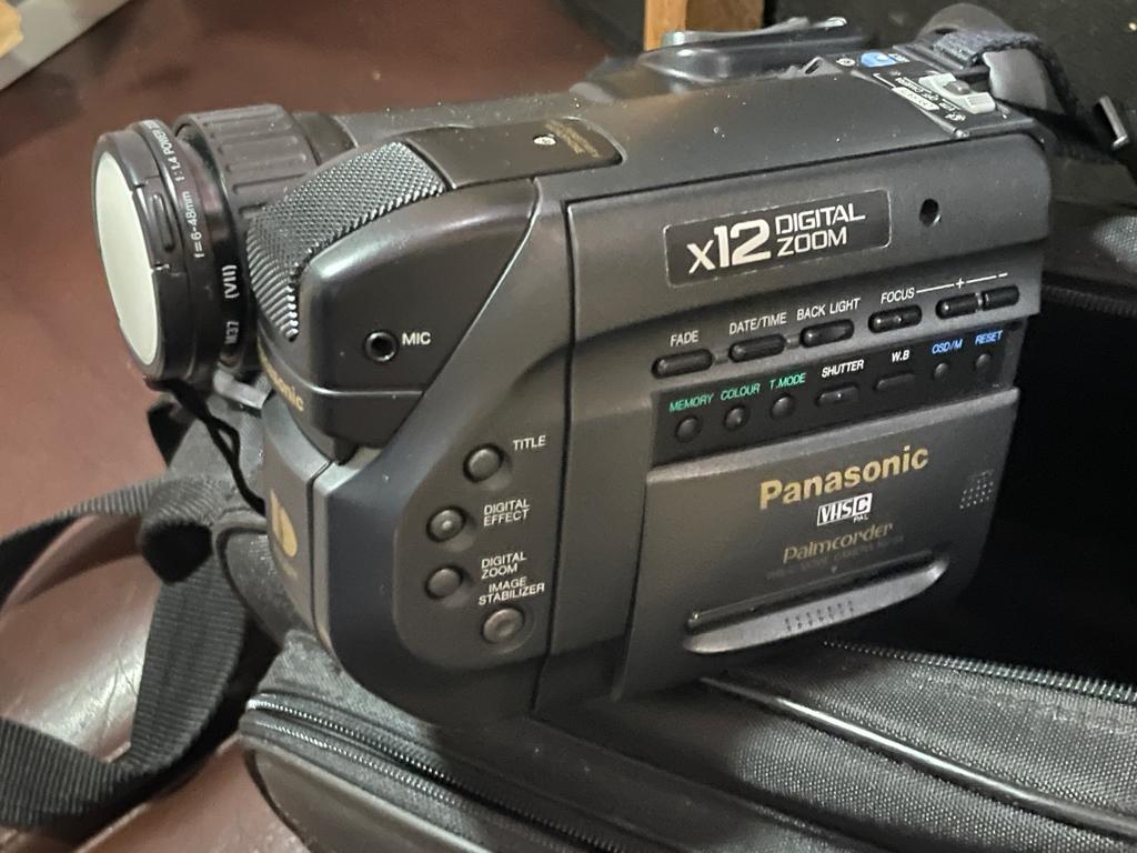 Panasonic NV-S5E Palmcorder compacte videocamera, Ophalen of Verzenden, VHS-C of SVHS-C, Camera