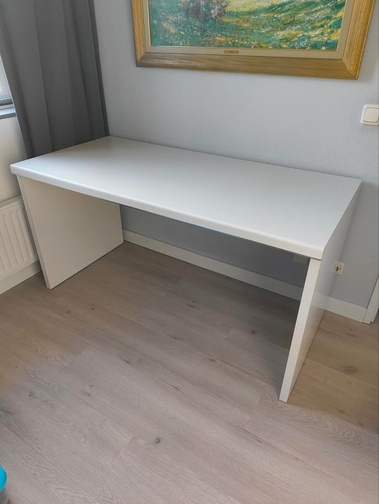 Bureau luxe uitstraling 150 x 71 x 77, Huis en Inrichting, Bureaus, Zo goed als nieuw, Schoolbureau, Modern, Wit, Demontabel, Ophalen
