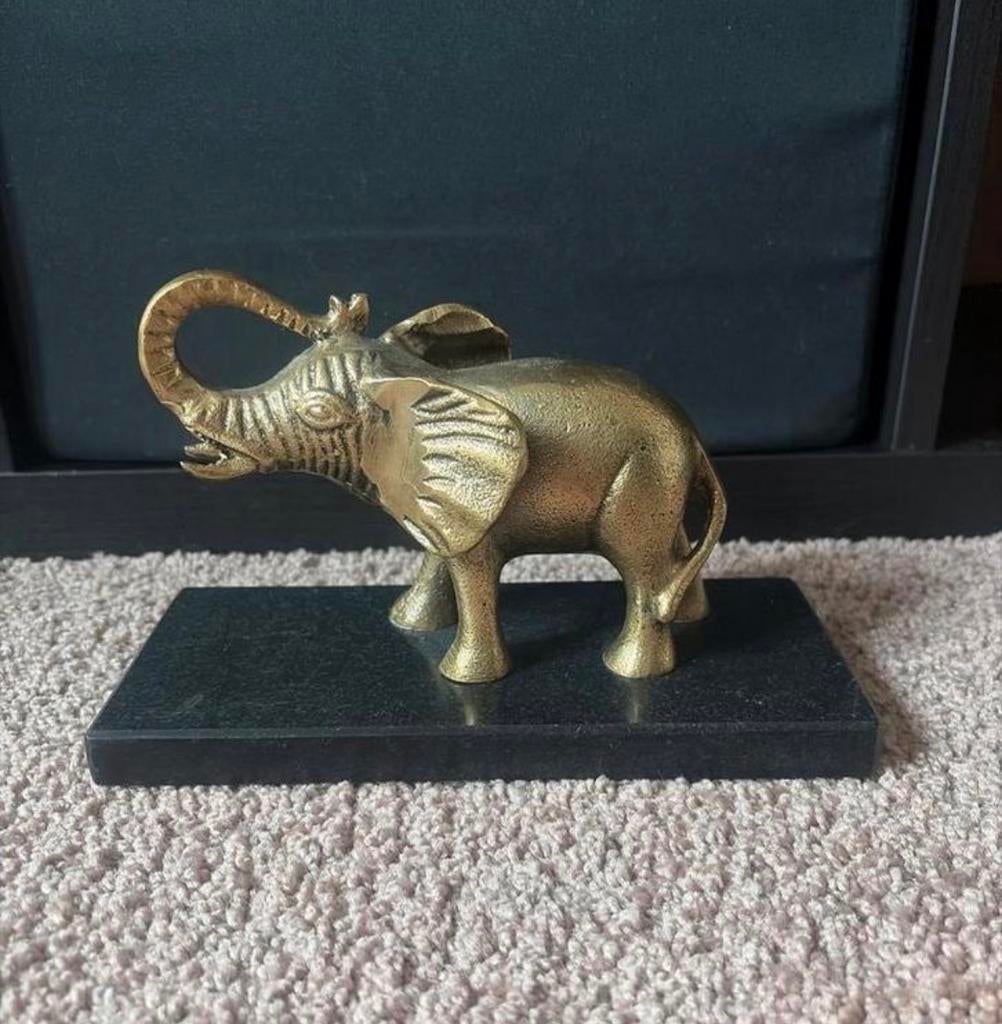 Decoratief olifant beeldje op marmeren sokkel, Ophalen of Verzenden, Klassiek, Zo goed als nieuw, Goud