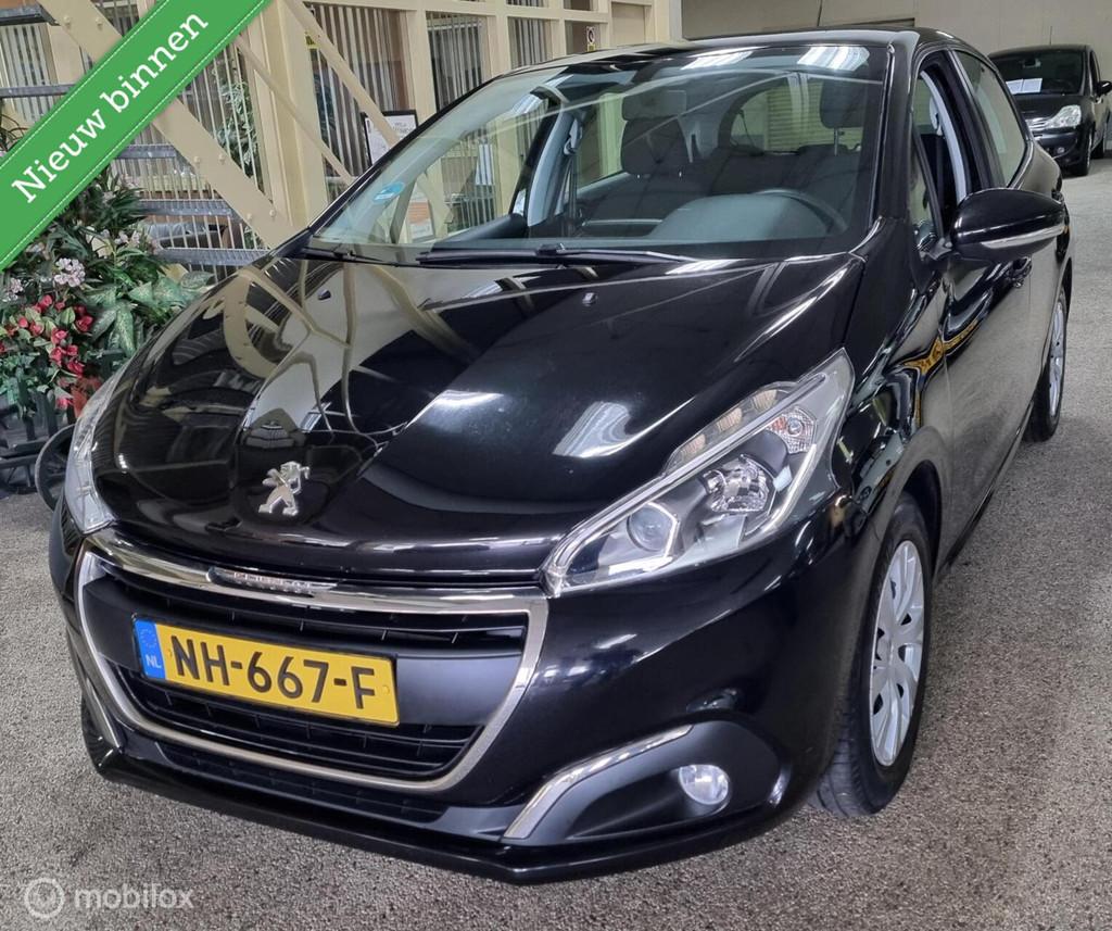 Peugeot 208 1.2 PureTech Blue Lion Navi, Auto's, Voorwielaandrijving, Gebruikt, 1199 cc, 82 pk
