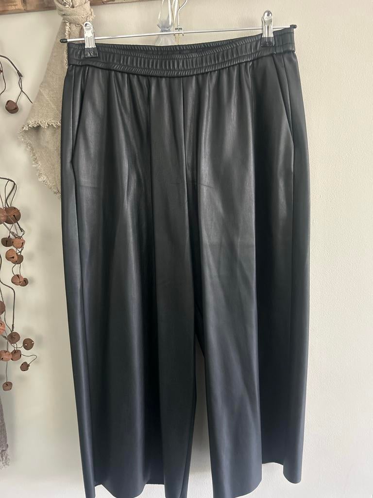 Imitatie leren Bermuda/culotte broek Femmes du Sud, Zwart, Maat 42/44 (L), Nieuw, Ophalen of Verzenden