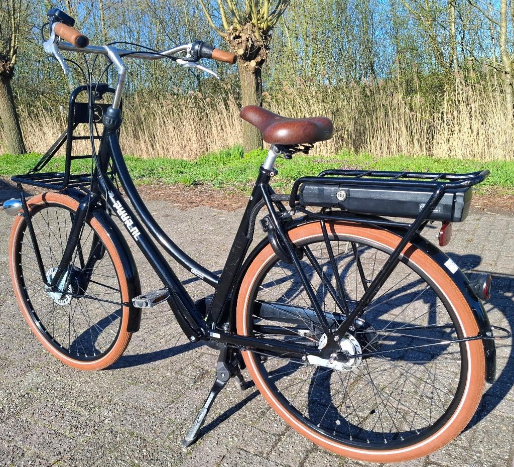 Elektrische Gazelle damesfiets, zwarte transportfiets, Ophalen, Versnellingen, 56 cm of meer, Zo goed als nieuw
