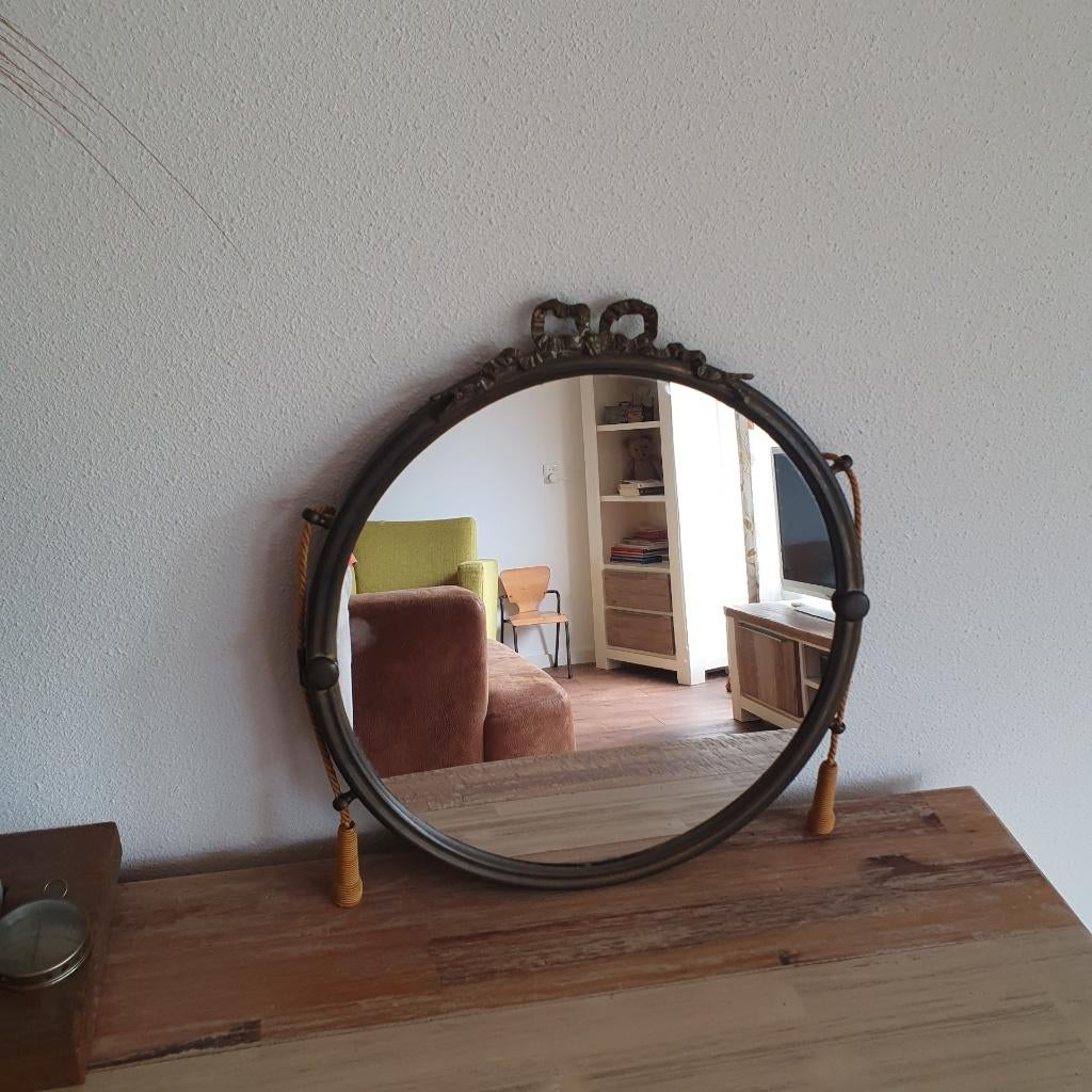 Vintage - Spiegel - Rond - Koper - Met kuif en klosjes, Ophalen, Rond, Minder dan 50 cm, Minder dan 100 cm