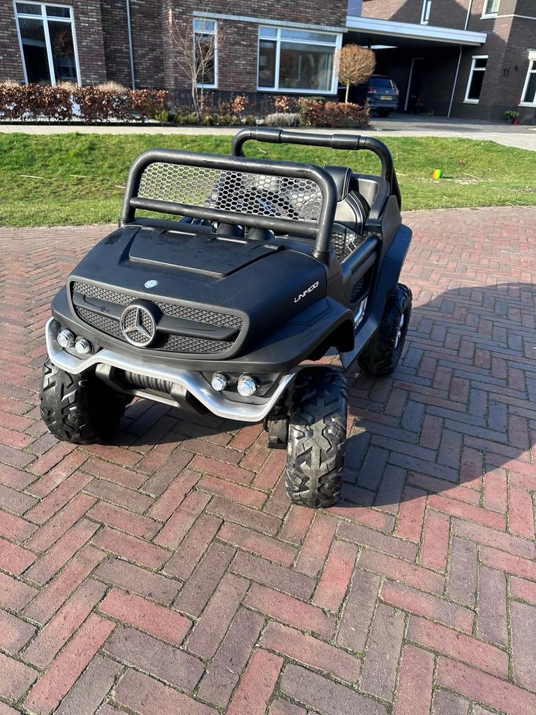 Mercedes Unimog 12V 2-persoons bestuurbare auto, Kinderen en Baby's, Ophalen, Gebruikt, Overige typen
