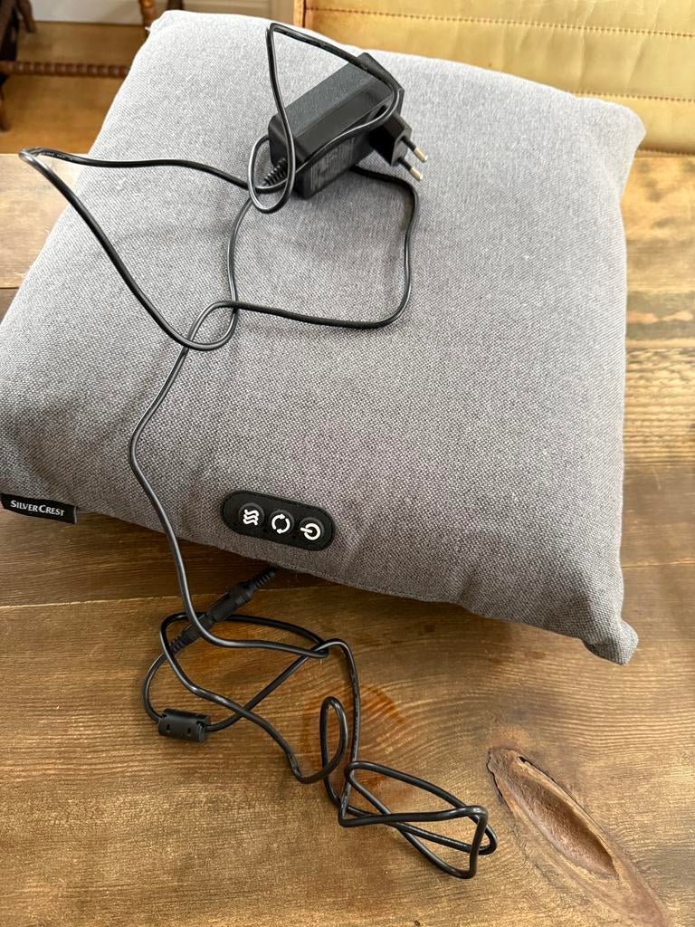 Massage kussen, Ophalen, Zo goed als nieuw, Massagestoel of Kussen