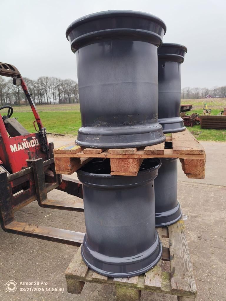 Nw velgen 24x22.5 ET -50 Atlas grijs, Zakelijke goederen, Agrarisch | Onderdelen | Banden, Velgen en Assen, Ophalen of Verzenden