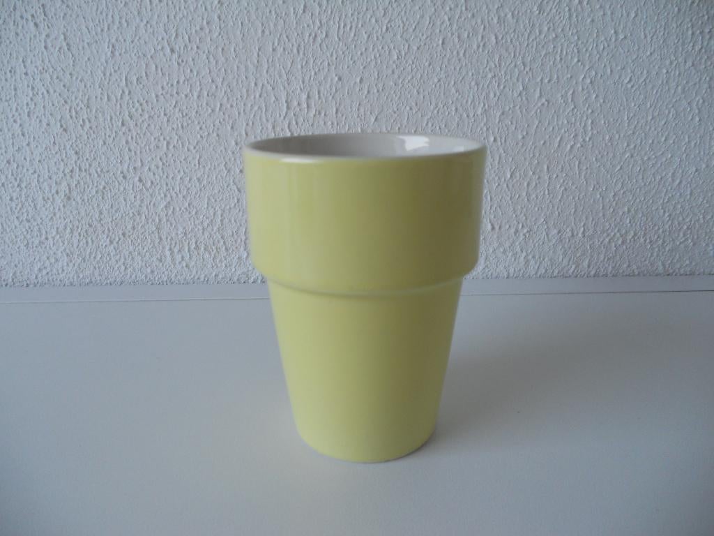 Boch melkbeker lichtgeel, Ophalen of Verzenden