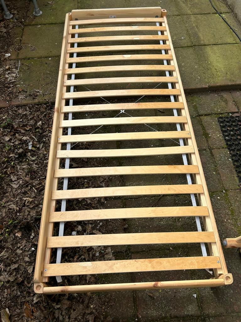 Ikea kinderbed 4 stuks, Ophalen, 70 tot 85 cm, Zo goed als nieuw, Lattenbodem