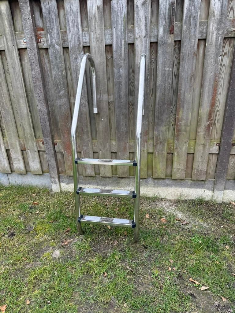 Rvs zwembadtrap kantelbaar, Tuin en Terras, Zwembad-toebehoren, Ophalen of Verzenden, Gebruikt
