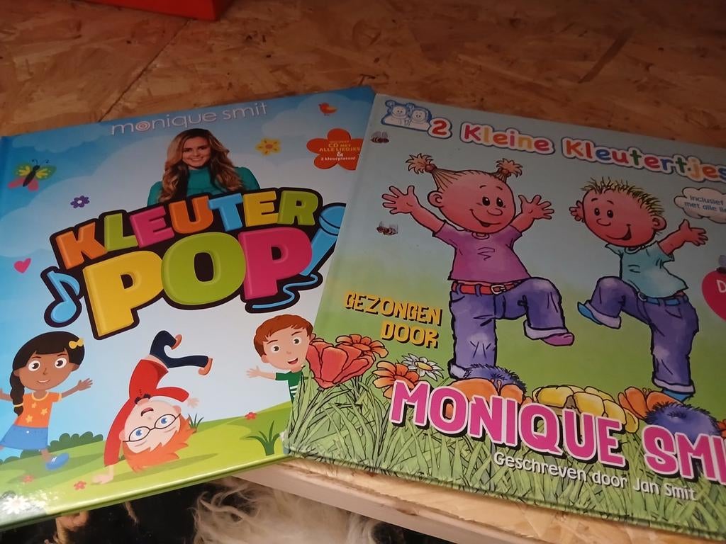 Kleuter Pop en 2 Kleine Kleutertjes boeken met CD, Ophalen of Verzenden