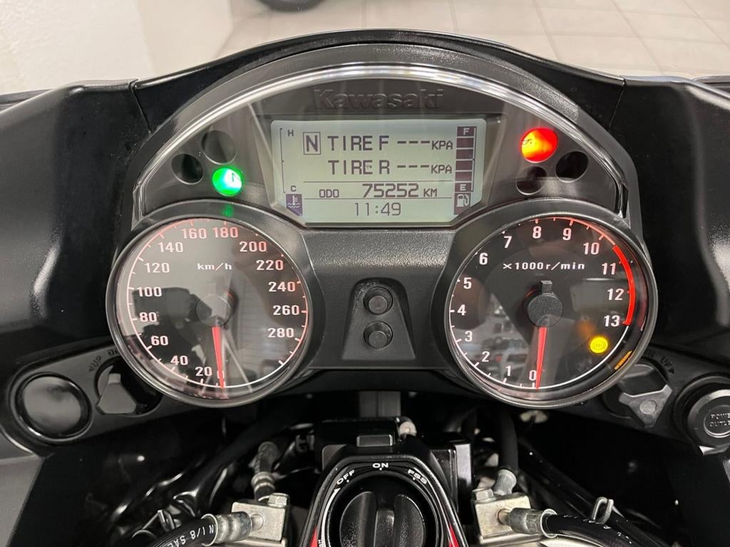 Kawasaki GTR 1400 ABS (bj 2008) - foto 2