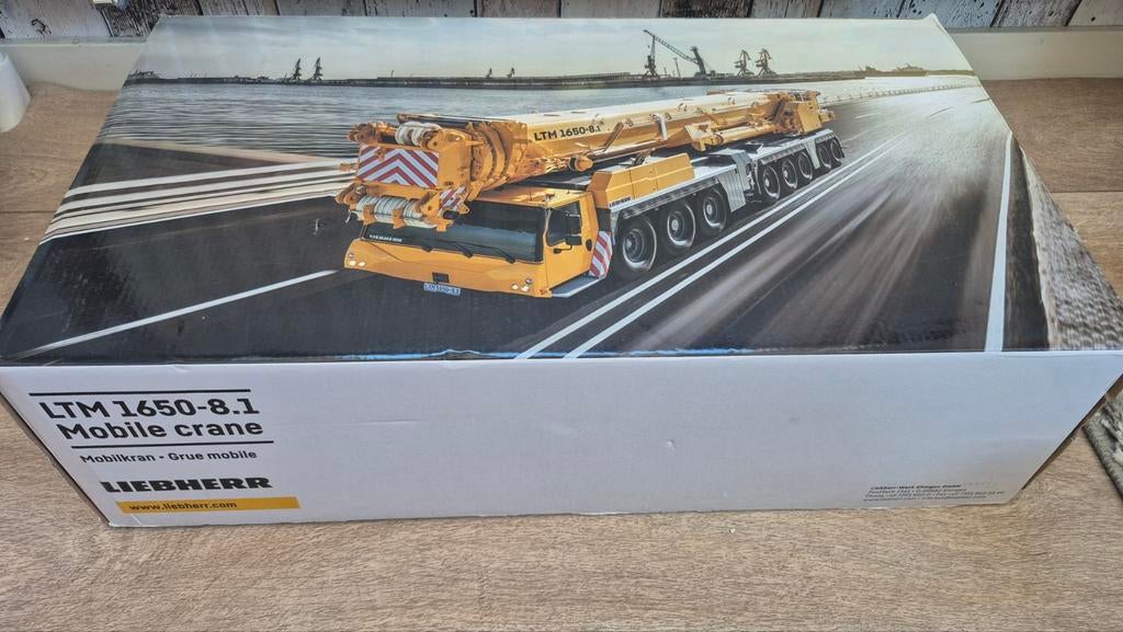 Liebherr ltm 1650 8.1, Hobby en Vrije tijd, Modelauto's | 1:50, Ophalen, Zo goed als nieuw, Hijskraan, Tractor of Landbouw