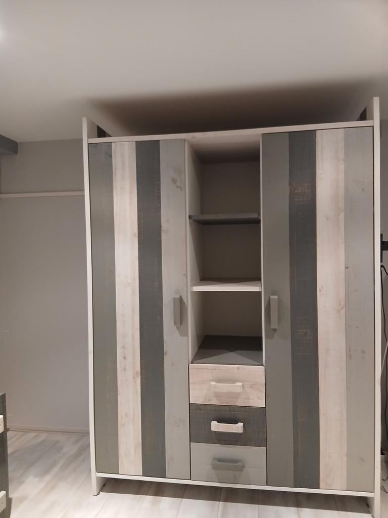 Steigerhouten Junior Kamer - Volendams Schoon, Gebruikt, Kast, 50 tot 70 cm, 105 cm of meer