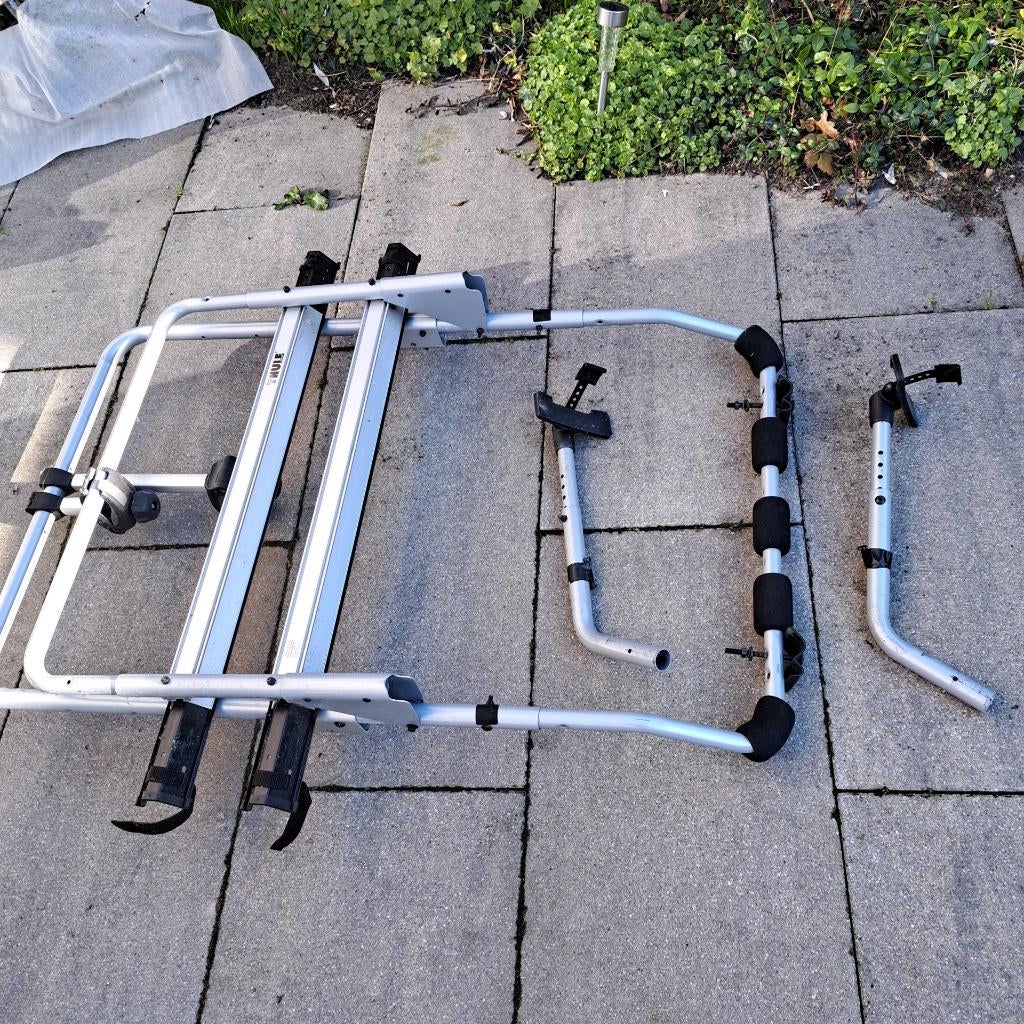 thule fietsendrager op achterklep, Auto diversen, Fietsendragers, Zo goed als nieuw, Achterklepdrager, 2 fietsen, Ophalen