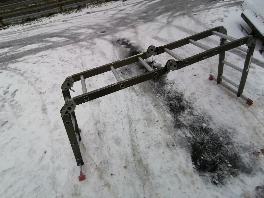 diverse trappen ladders trap ladder altrex, Ophalen of Verzenden, Gebruikt, Minder dan 2 meter