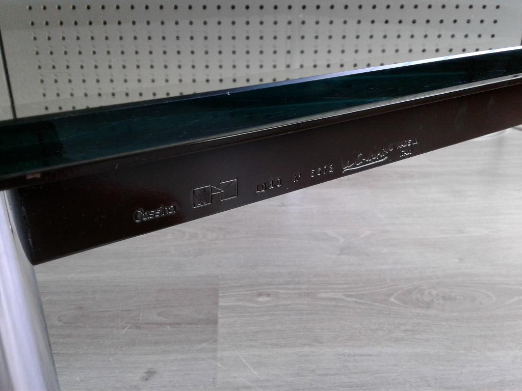 Cassina Lc10-P Le Corbusier (Bruin), Zeer Mooi!, Ophalen, 50 tot 100 cm, https://www.cassina.com/nl/en.html, Cassina