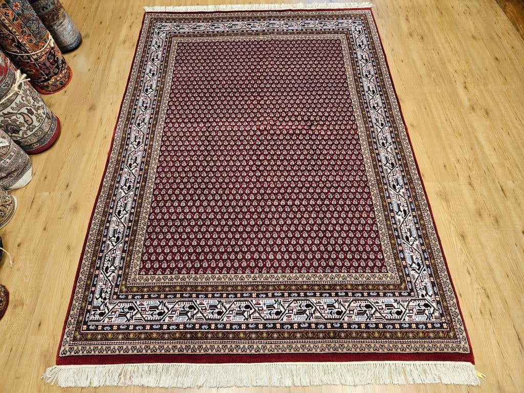 Handgeknoopt oosters tapijt mir 246x163