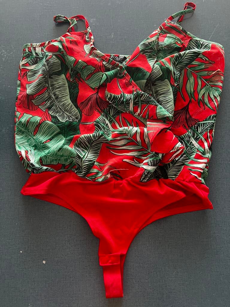 Body, Kleding | Dames, Ophalen of Verzenden, Zo goed als nieuw, Rood, Badpak