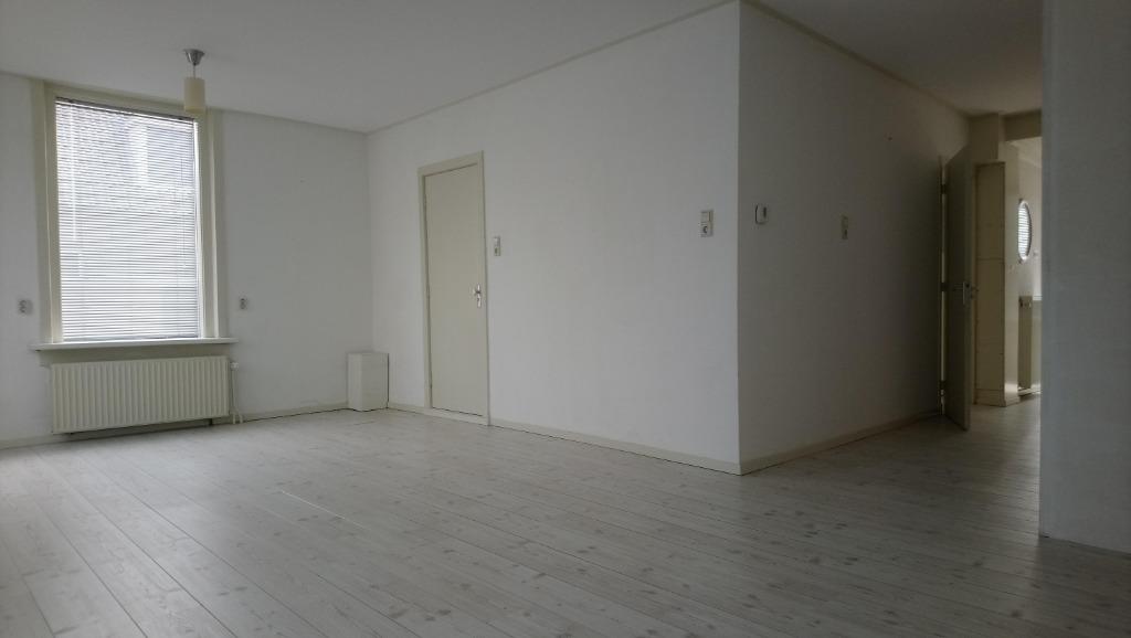 Appartement te huur Geldermalsen, Geldermalsen, Gelderland, Via bemiddelaar, 3 kamers