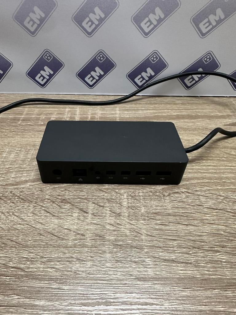 Microsoft Surface Dock, Computers en Software, Dockingstations, Ophalen of Verzenden, Zo goed als nieuw, Docking station