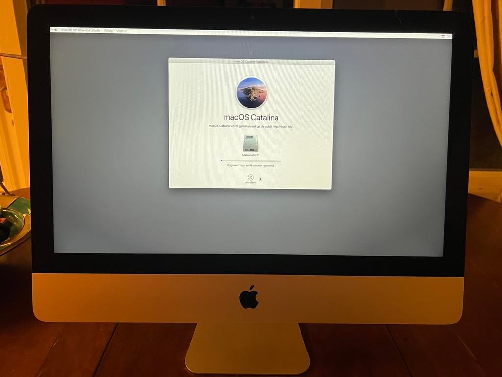Apple iMac 21.5-inch (Late 2015), Computers en Software, Apple Desktops, Ophalen, Gebruikt, 2 tot 3 Ghz, IMac