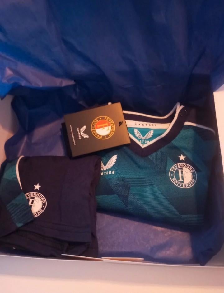Feyenoord babypak 1-3mnd nieuwe€22.50, Ophalen of Verzenden, Nieuw