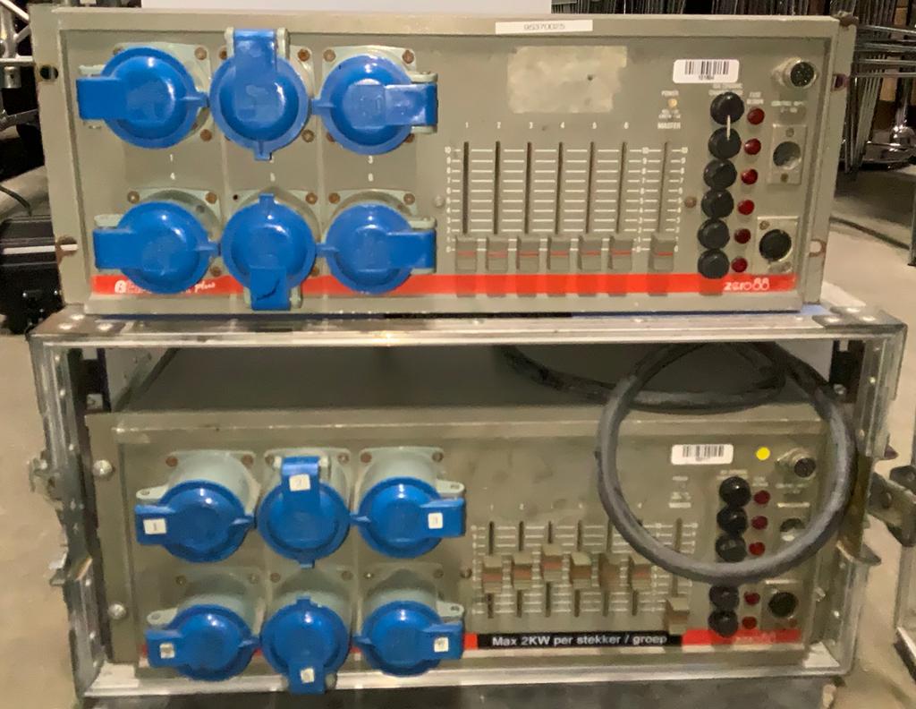 2x Zero88 dimmerpack, Muziek en Instrumenten, Ophalen, Gebruikt