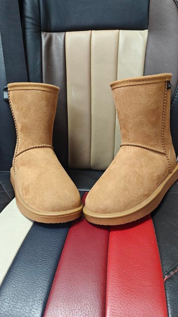 HKM All weather boots Davos. Maat 37 39 40 42 43 44, Dieren en Toebehoren, Paardrijkleding, Eu, EU, Ophalen of Verzenden, Schoeisel