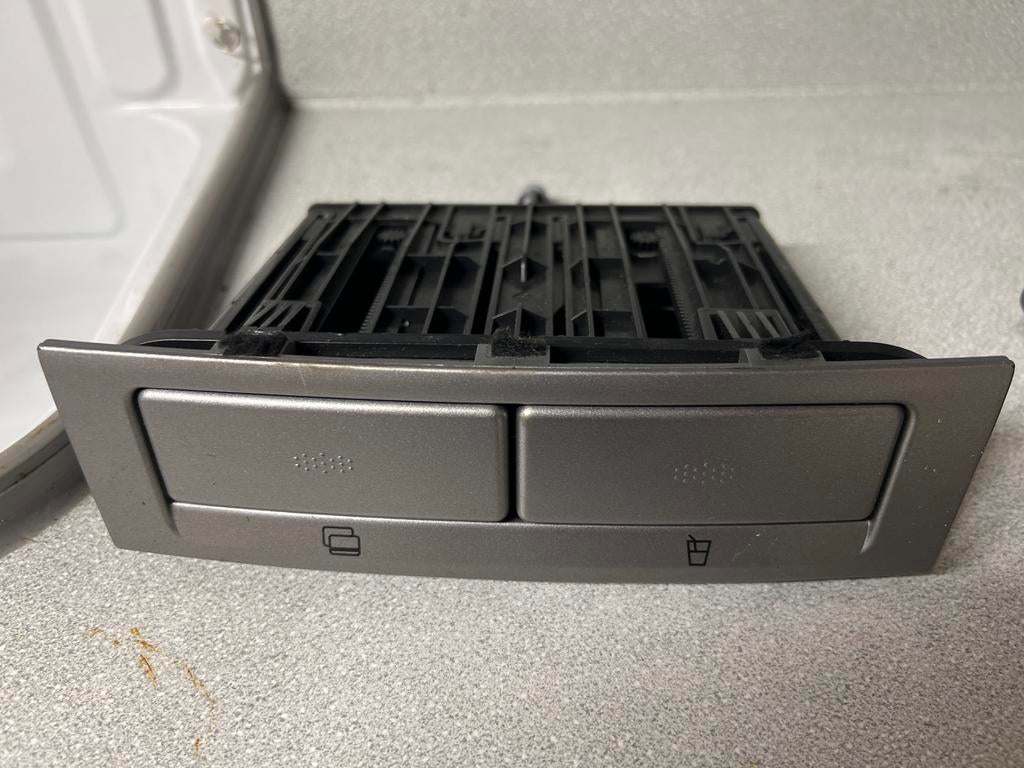 Alfa Romeo 147/GT Muntenbakje Kaartenbakje Bekerhouder, Auto-onderdelen, Interieur en Bekleding, Ophalen of Verzenden, Gebruikt