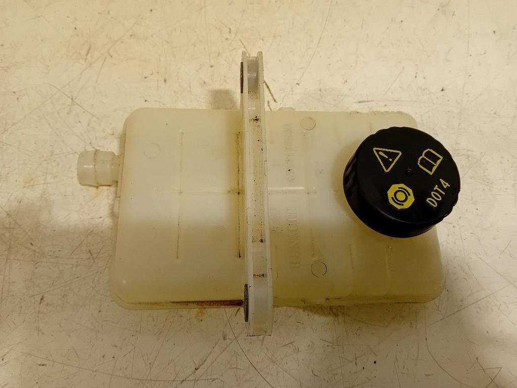 Remvloeistof reservoir Renault Scénic, Auto-onderdelen, Remmen en Aandrijving, Onderdelen@venauto.nl, Van der Ven Autorecycling B.V.