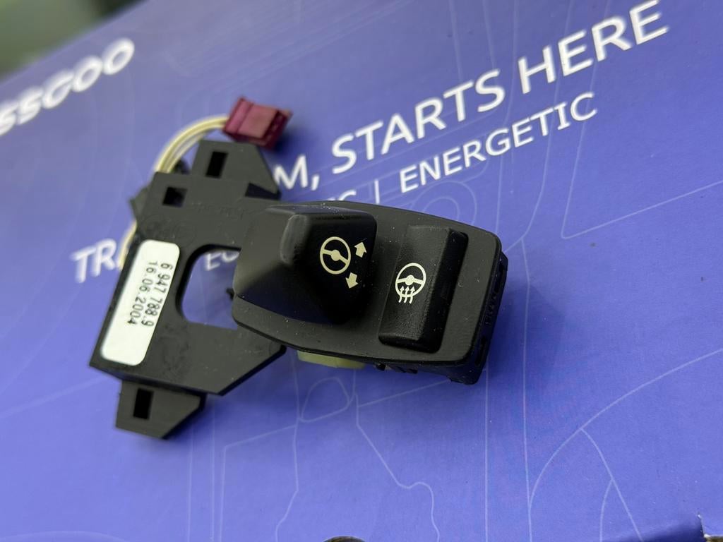 BMW E60 E61 Schakelaar Stuurkolom - Met Stuurwielverwarming, Ophalen of Verzenden, Zo goed als nieuw