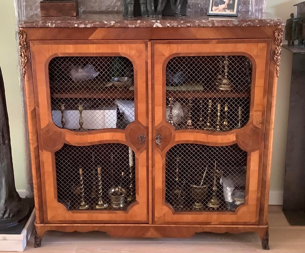 ANTIEKE MAHONIE MET ROZENHOUT BOEKENKAST BIEDEN VANAF €”1000, Ophalen of Verzenden