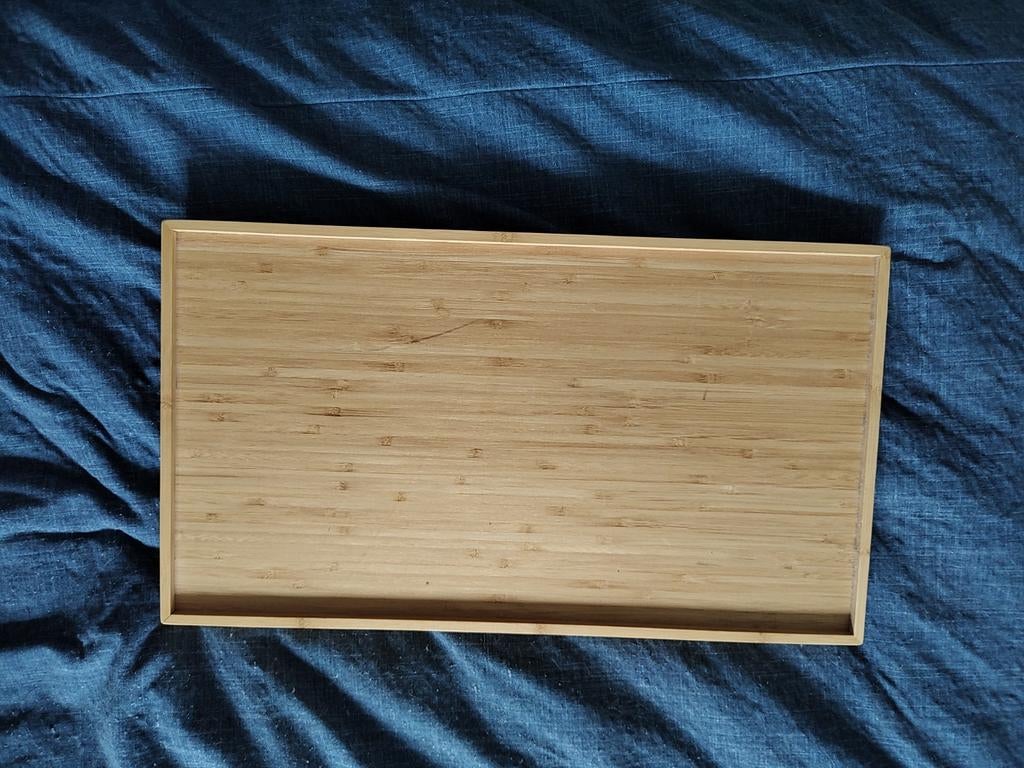 Ikea resgods, bed tafeltje, vouwbaar, bamboo, Ophalen of Verzenden, Zo goed als nieuw, Rond, Hout