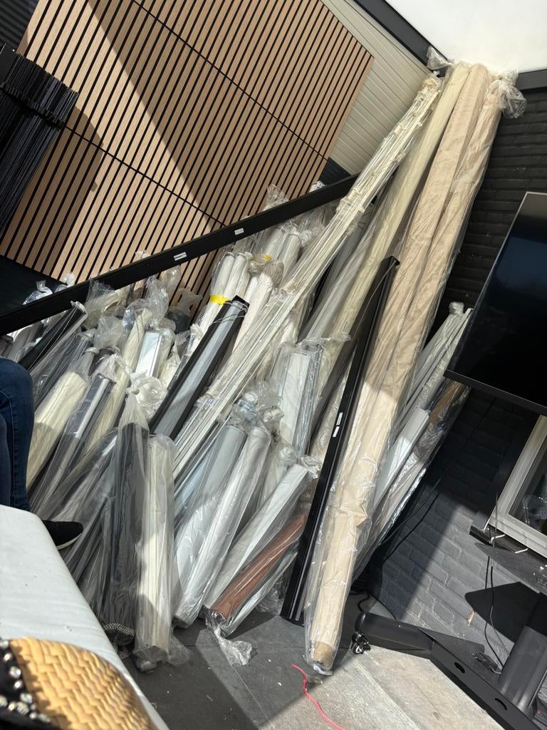 Partij raamdecoratie 130 + stuks NIEUW rolgordijnen screens, Ophalen, Overige kleuren, 200 cm of meer, Nieuw