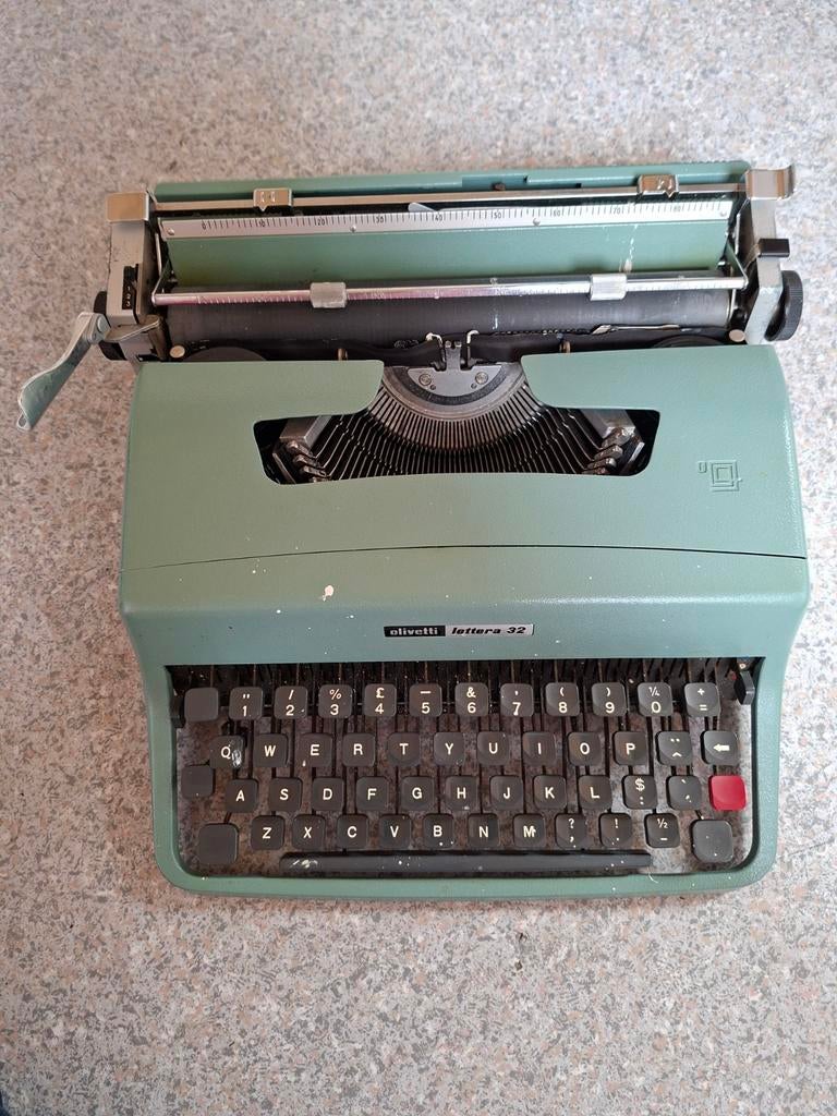 Typemachine Olivetti 1971, Diversen, Typemachines, Ophalen