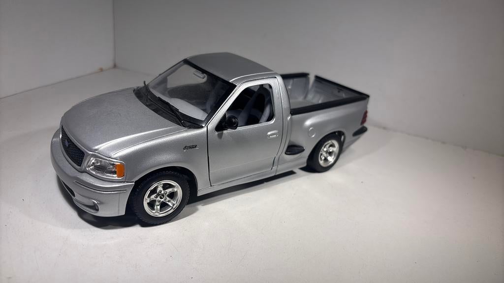 Ford f-150 bburago 1.21, Ophalen of Verzenden, Bburago, A, A