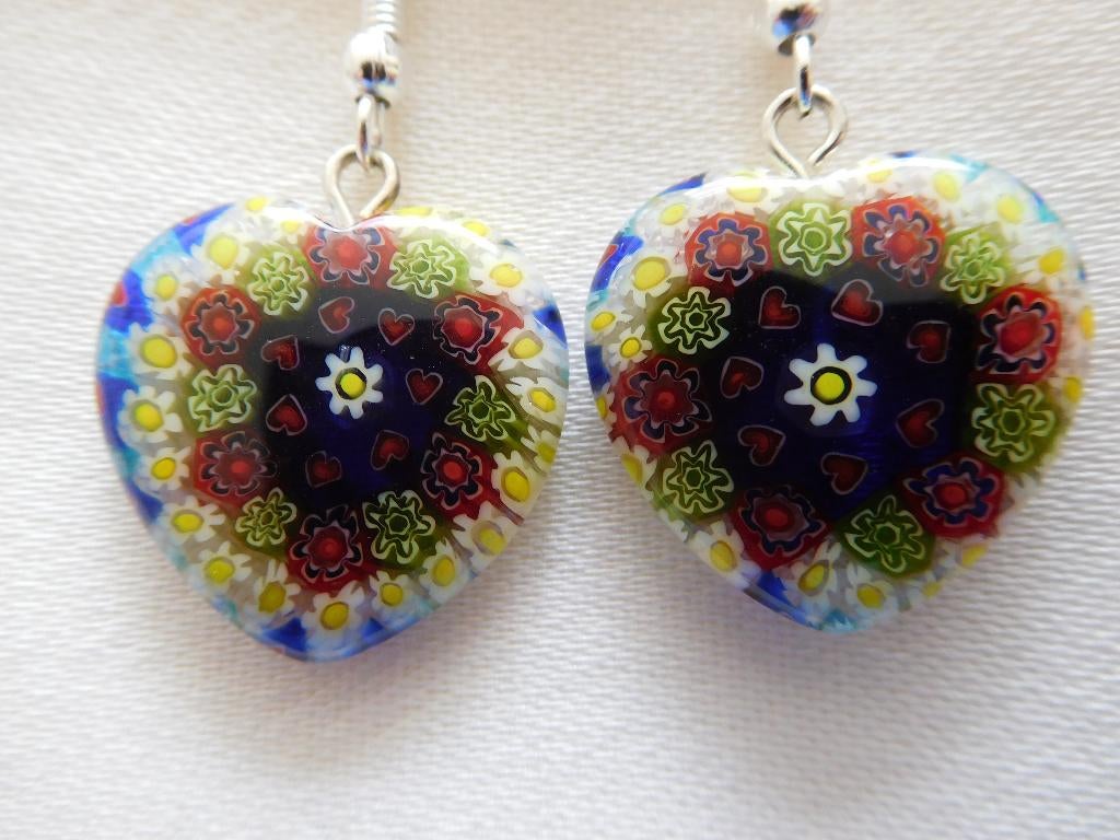 Veelkleurige millefiori hartjes (H30565), Ophalen of Verzenden, Nieuw, Overige materialen, Hangers