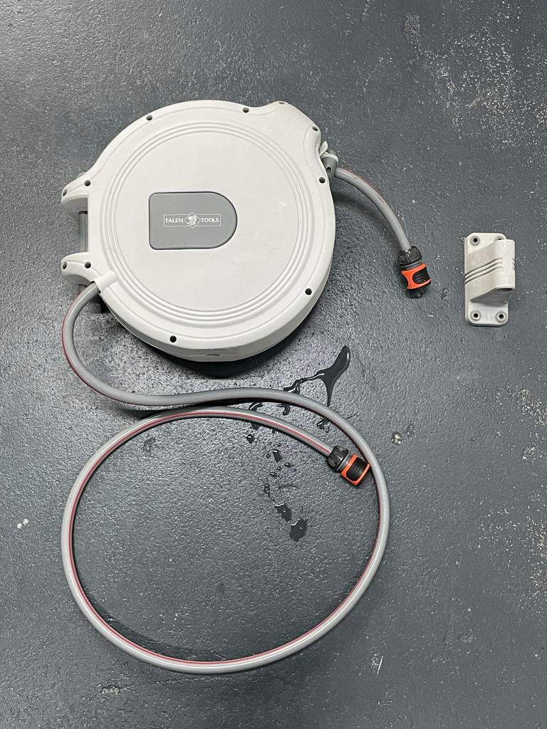 Talen Tools Wandslangenbox 15 meter, Ophalen of Verzenden, Gebruikt, Tuinslanghaspel