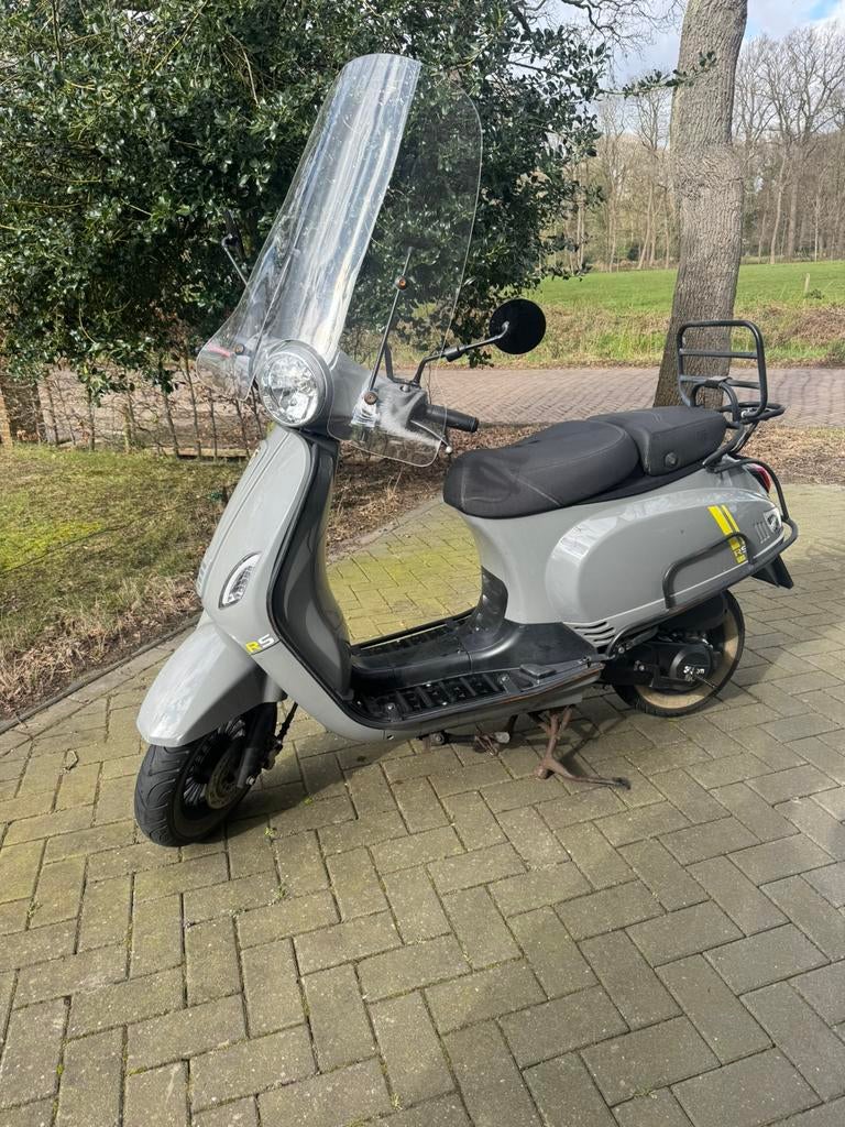 BTC riva RS, Fietsen en Brommers, Snorfietsen en Snorscooters, Ophalen of Verzenden, Gebruikt, Benzine, Overige merken